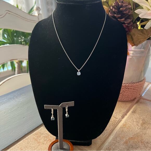 925 Sterling Silver Necklace & Earrings - Picture 2 of 7